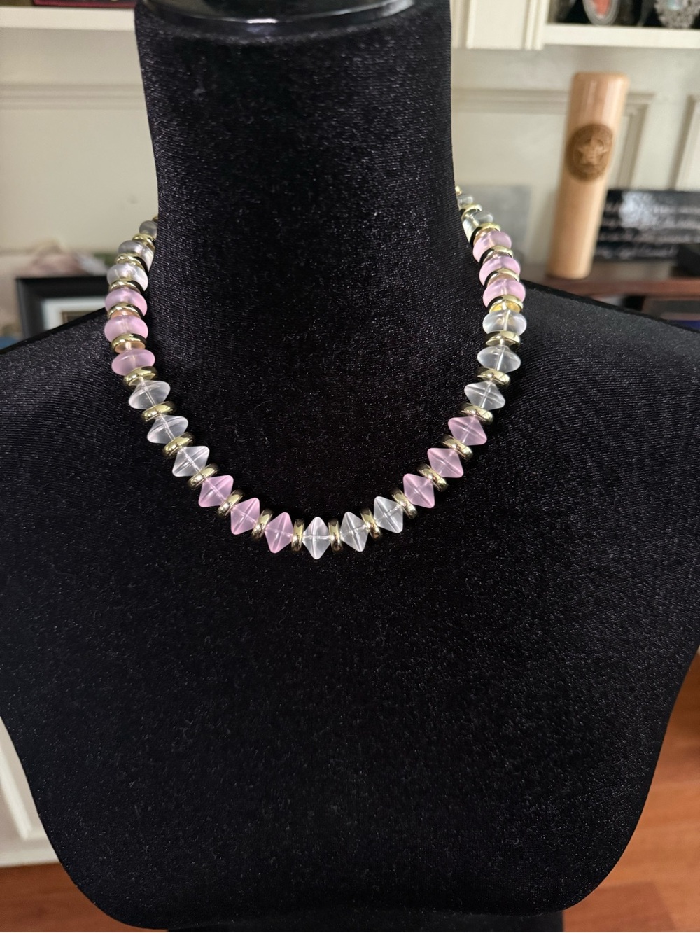 NWT Treasure Jewels Frosted Blush Necklace in Pink